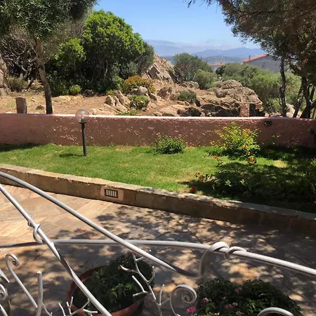 Isola Mia Bed & Breakfast *
